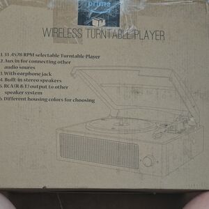 Wireless Turntable Player with Built-in Speakers